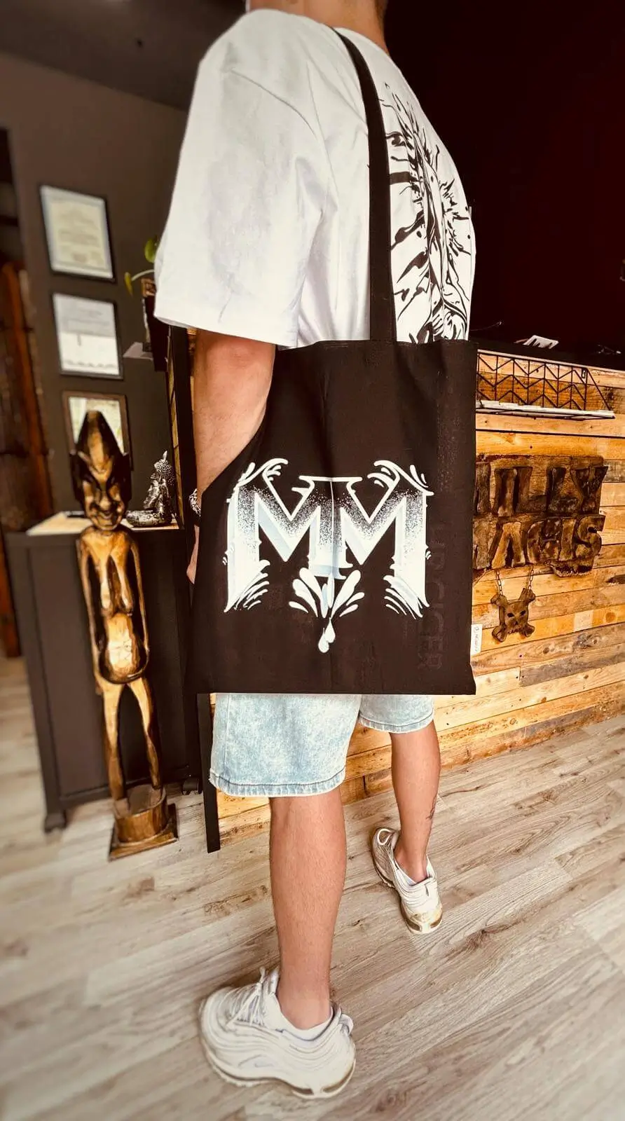 Merch 3